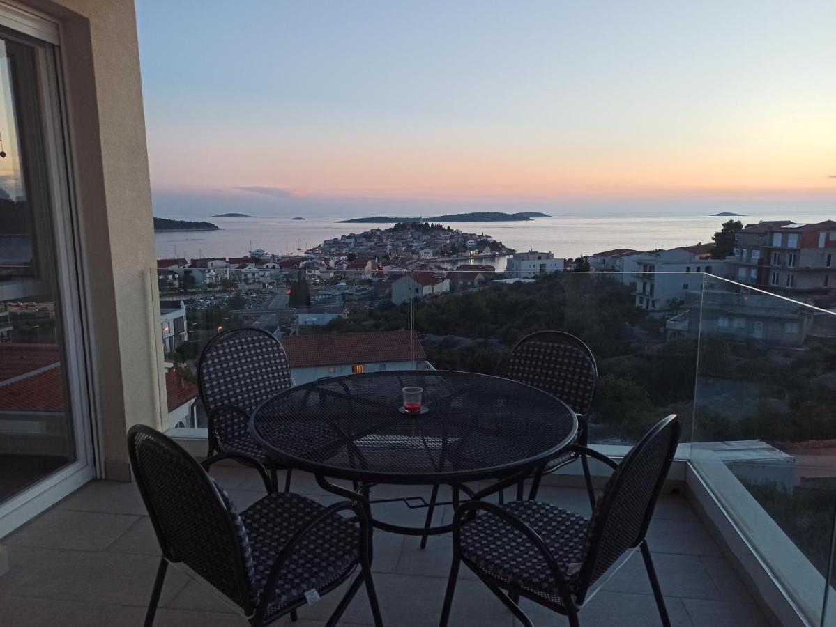Apartment Bolanca Primosten Bagian luar foto
