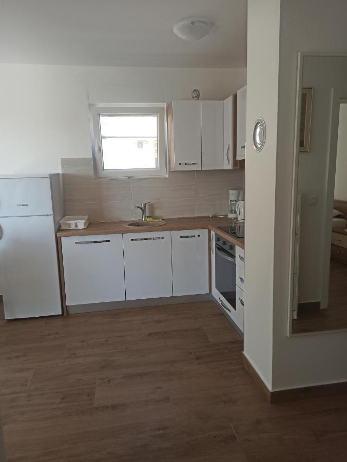 Apartment Bolanca Primosten Bagian luar foto